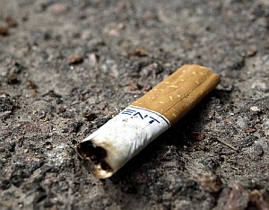 Zigarette: Zum Aufhören muss man Traurigkeit überwinden (Foto: FlickrCC/Larding)