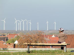 Windenergie: Großinvestoren mögen Nachhaltigkeit (Foto: pixelio.de/millhouse)