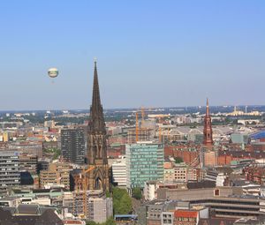 Hamburg: TAG Immobilien AG mit sattem Gewinnplus (Foto: pixelio.de/Rike)