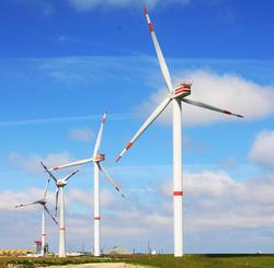 Windräder: GWS gibt gute Jobprognose für Branche ab (Foto: pixelio.de, Korte)