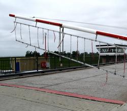 Schranke: Schützt slowakische Online-Medien (Foto: pixelio.de, G. Planthaber) Schranke: Schützt slowakische Online-Medien (Foto: pixelio.de, G. Planthaber)