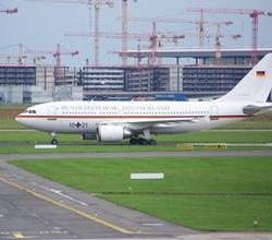 Flugzeug: Betreiber werden gerankt (Foto: pixelio.de, pc-warrior)
