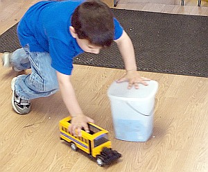 Hyperaktives Kind: Eigene Strategien für Schule nötig (Foto: FlickrCC/Goehring)