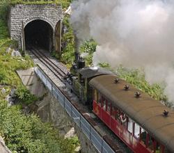 Alpen-Züge: Güteraufkommen steigt stark (Foto: Pixelio.de, E. Westendarp)