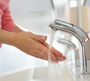 Händewaschen: Rituale können auch zum Zwang werden (Foto: FlickrCC/SKA)
