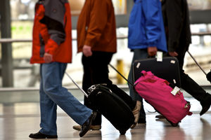 Reisende: Deutsche Tourismusbranche legt zu (Foto: pixelio.de/berlin-pics)