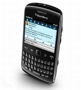 BlackBerry Curve  9360: Das Mid-Tier-Modell der Reihe (Foto: blackberry.com)