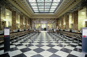 Schalterhalle: UBS rechnet mit Gewinn (Foto: UBS)