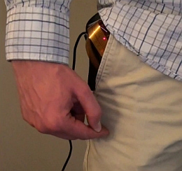 PocketTouch: Smartphone bleibt beim Bedienen in der Tasche (Foto: MS Research)