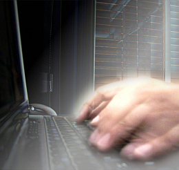 Hacker: Pwned List liest Account-Dumps aus (Foto: FlickrCC/Davide Restivo)