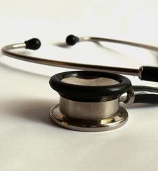 Stetoskop: Schweizer haben Arztbesuch als Hobby (Foto: pixelio.de, H. Zaremba) Stetoskop: Schweizer haben Arztbesuch als Hobby (Foto: pixelio.de, H. Zaremba)