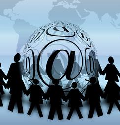 Social Web: Banken müssen Kunden überall abholen (Foto: pixelio.de, G. Altmann)