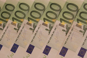 Geld: Orientierung an Nachhaltigkeitsindizes oft unrentabel (pixelio.de/Weber) Geld: Orientierung an Nachhaltigkeitsindizes oft unrentabel (pixelio.de/Weber)
