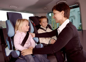 Mutter: Alleinerziehende besonders Burnout-gefährdet (Foto: pixelio.de/GTÜ)