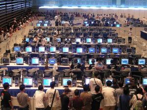 Computerspieler: Südkorea zieht Notbremse (Foto: Wikipedia, cc Conew)