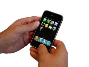 iPhone: Verbreitung von Business-Apps noch dürftig (Foto: pixelio.de/KigooImage)