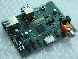 Mini-Revolution: Der Raspberry Pi kommt im Taschenformat (Foto: cl.cam.ac.uk)