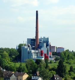 Müllverbrennungsanlage: Überschreitet Grenzwerte (Foto: pixelio.de, T. Müller)