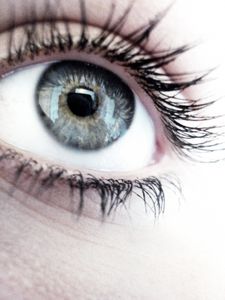 Auge: Gute Aussichten für bessere 3D-Displays (Foto: pixelio.de/leam)