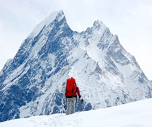 Trekkerin am K2: Sauerstoffmangel kann zur Todesfalle werden (Foto: Flickr/Ly) Trekkerin am K2: Sauerstoffmangel kann zur Todesfalle werden (Foto: Flickr/Ly)