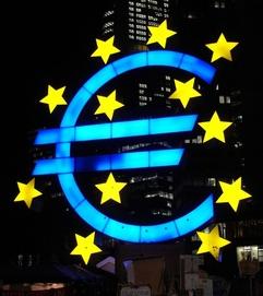 EZB-Euro: Deutschland rettet Europas Wirtschaft (Foto: pixelio.de, Florentine)