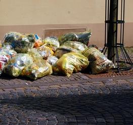 Hausmüll: Kommunen wollen mitverdienen (Foto: pixelio.de, Thomas Max Müller)