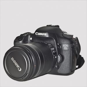 Kamera: Dienst holt Gerät und Erinnerungen zurück (Foto: pixelio.de/greitzke) Kamera: Dienst holt Gerät und Erinnerungen zurück (Foto: pixelio.de/greitzke)