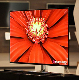 OLED-TV: Geräte mit organischen Leuchtdioden erreichen Heimkinoformat (Foto: LG) OLED-TV: Geräte mit organischen Leuchtdioden erreichen Heimkinoformat (Foto: LG)