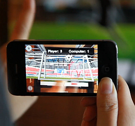 Shootout: Aurasma zeigt augmentiertes 3D-Elfmeterschießen (Foto: Aurasma) Shootout: Aurasma zeigt augmentiertes 3D-Elfmeterschießen (Foto: Aurasma)