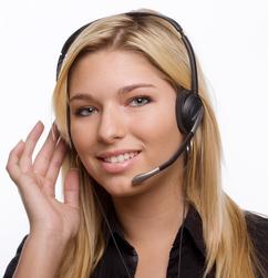 Call-Center-Agent: mobile Web-Nutzung lastet schwer (Foto: pixelio.de, B. Thorn)