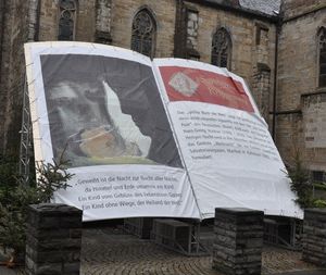 Buch: variable Preispolitik wird angedacht (Foto: pixelio.de, fritz zühlke)