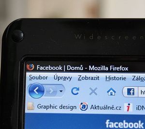 Facebook: Börsengang steigert Erwartungen (Foto: wikipedia, cc frydolin)