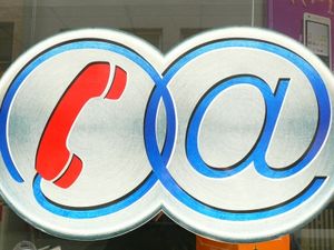 VolP: Wachstumsmärkte im Fokus (Foto: pixelio.de/Gabi Schoenemann) VolP: Wachstumsmärkte im Fokus (Foto: pixelio.de/Gabi Schoenemann)