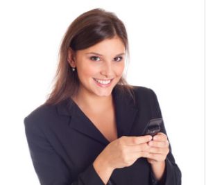 Geschäftsfrau: Handy als Risikofaktor (Foto: pixelio.de, Benjamin Thorn)