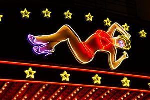 Rotlicht: Deutschland vernachlässigt Opferschutz (Foto: pixelio.de/tokamuwi) Rotlicht: Deutschland vernachlässigt Opferschutz (Foto: pixelio.de/tokamuwi)