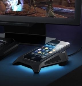 Roccat PowerGrid: iPhone wird zum Makro-Touchscreen (Foto: roccat.org) Roccat PowerGrid: iPhone wird zum Makro-Touchscreen (Foto: roccat.org)