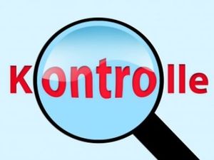 Kontrolle: Arbeitgeber nutzen Social Media (Foto: pixelio.de, Gerd Altmann) Kontrolle: Arbeitgeber nutzen Social Media (Foto: pixelio.de, Gerd Altmann)