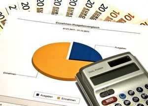 Deutsche Wirtschaft: Prognosen gut (Foto: Thorben Wengert  / pixelio.de)