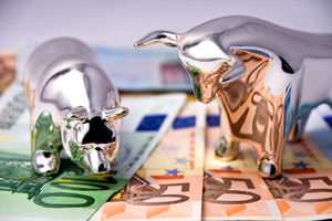 Geld: Anzeichen für weltweiten Aufschwung (Foto: pixelio.de/Thorben Wengert) Geld: Anzeichen für weltweiten Aufschwung (Foto: pixelio.de/Thorben Wengert)