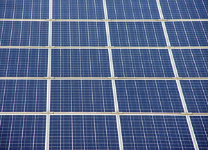 Zellen: Chinesen greifen deutsche Solarbranche an (Foto: pixelio.de/s.media)