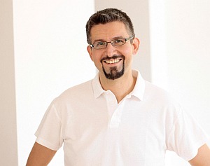 Orthopäde Amir: Kontrolle vor Beginn einer Sportart vorteilhaft (Foto: medsyn)