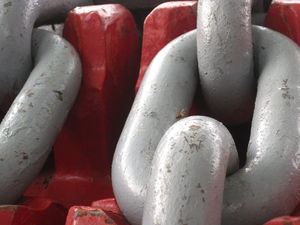 Kette: Xstrata und Glencore mit Fusionsproblemen (Foto: pixelio.de/T. Naumann)