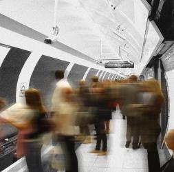 U-Bahn: posttraumatischer Stress oft möglich (Foto: pixelio.de, Jürgen Reitböck) U-Bahn: posttraumatischer Stress oft möglich (Foto: pixelio.de, Jürgen Reitböck)