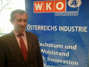 Manfred Engelmann: skeptischer Blick auf 2012 (Foto: S. Renlom) Manfred Engelmann: skeptischer Blick auf 2012 (Foto: S. Renlom)