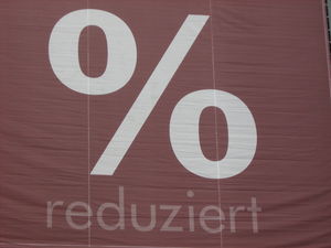 Prozente: Media-Saturn erleidet Umsatzrückgang (Foto: pixelio.de/Egon Häbich)