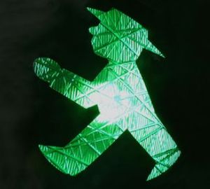 Ampelmännchen: Gefahr durch Handys steigt (Foto: pixelio.de, Kurt F. Dominik)