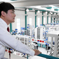 Produktionsstätte: harte Zeiten für die Solarbranche (Foto: centrotherm.de)