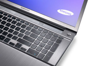 Notebook: Samsung lässt produzieren (Foto: Samsung Electronics Austria) Notebook: Samsung lässt produzieren (Foto: Samsung Electronics Austria)