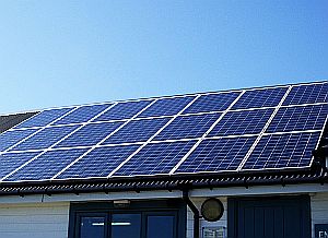 Solardach: 2011 war ein Sonnenjahr (Foto: Flickr/Brown)
