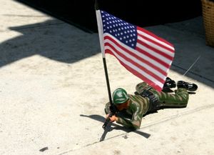 US-Soldat: Handys künftig noch sicherer (Foto: pixelio.de, A. Bucurescu) US-Soldat: Handys künftig noch sicherer (Foto: pixelio.de, A. Bucurescu)